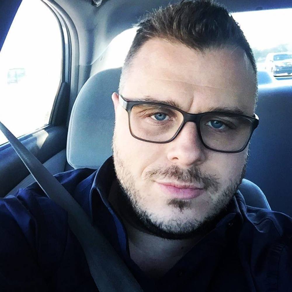 Meet your Posher, Justin